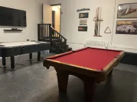 Pool and beach -fun for everyone! Hotels in Somers Point