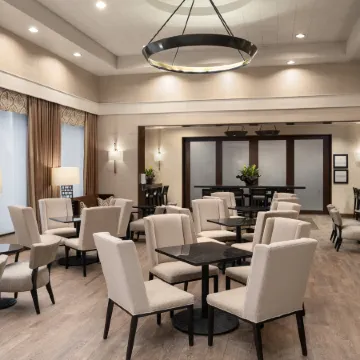 Hampton Inn & Suites Orlando Downtown South/Medical Center Отели рядом с достопримечательностью «Парк Лейк Эола»