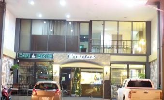 Las Casitas de Angela Hotel - Housity
