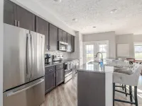 Relax in Style, Golf course Community Townhouse - 3440 Hotels in Lysander
