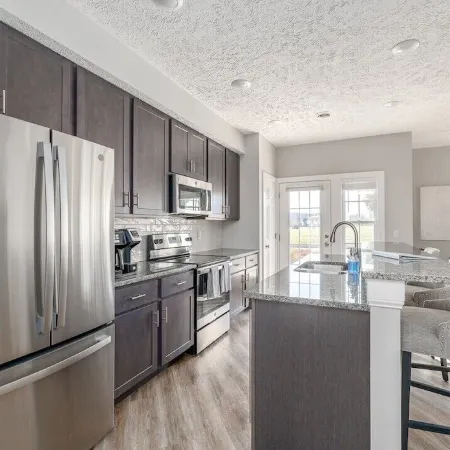 Relax in Style, Golf course Community Townhouse - 3440 Отели в г. Лисандер