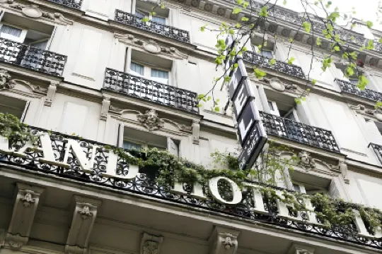 ホテル ドゥ スエズ