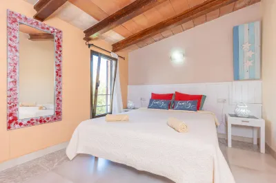 SA TORRETA - Villa with private pool and free Wifi in Campos Hotels in 