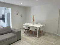 Maison Avec Jardin + Terrasse Hotels in Labruguiere