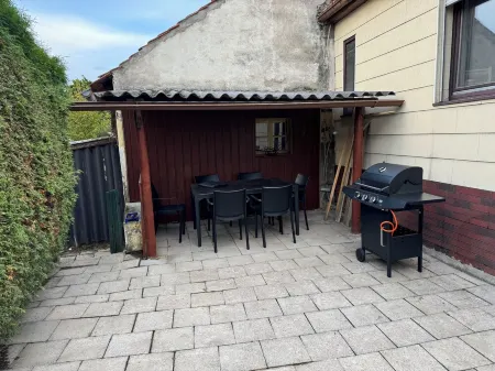 Willkommen auf der Seite Unseres Kleinen Ferienhäuschens!