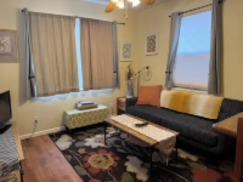 Historic Townsend Park bungalow minutes from Black Canyon National Park