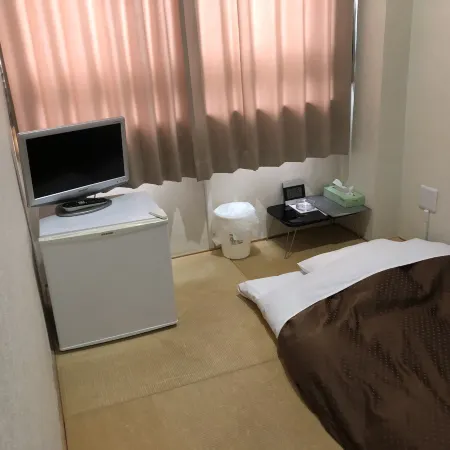 Business Hotel Akayane Отели рядом с достопримечательностью «Храм Тайсандзи»
