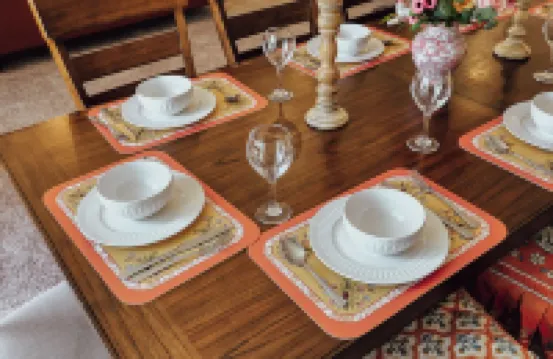 Superb 6BD/4BA villa in Riverside with WiFi, King Beds  Large space, clean new