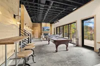 Luxury New House in Charming Blue Ridge with Expansive Mountain Views
