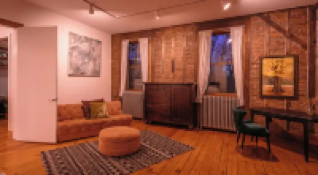 3-bedroom apartment in charming Beacon with WiFi, AC