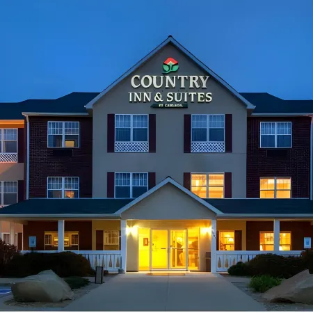 Country Inn & Suites by Radisson, Mason City, IA