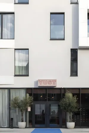 Yust Liege Отели в г. Angleur