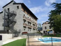 Roca Nevada Resort Hotels in Canfranc-Estación