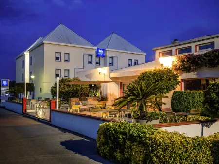 Ibis Budget Perpignan Sud Отели в г. Тюир