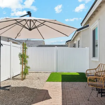 Sparkling Modern Home in Buckeye with Pool,BBQ