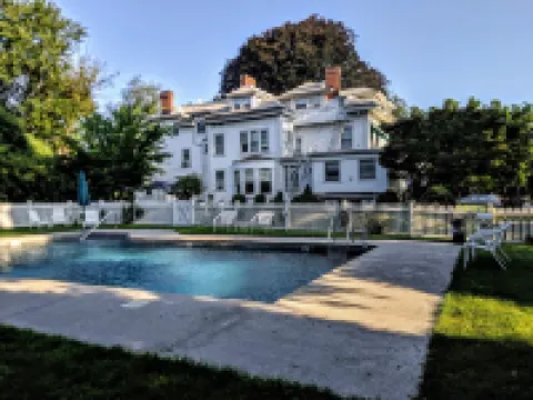 Stanton House Inn Hotels in Greenwich