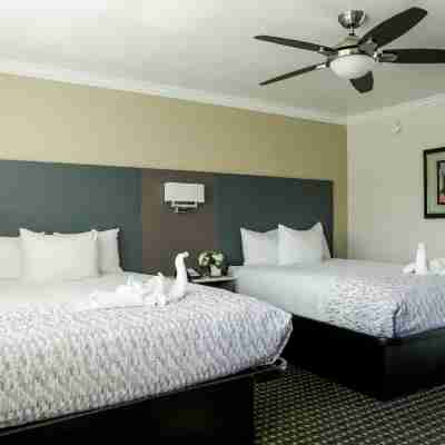 Sea Breeze Inn - San Simeon Rooms