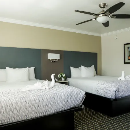 Sea Breeze Inn - San Simeon