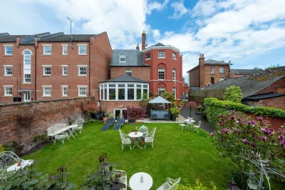Darwin's Townhouse Hotels near Carding Mill Valley and the Long Mynd
