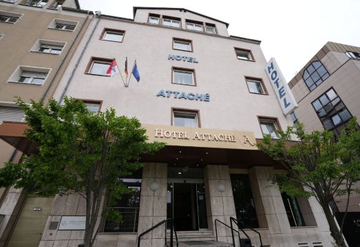 깔끔하고 정돈된 호텔 객실