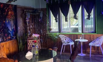 JeeRosh Hotel & Lodge