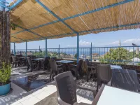 Hotel Twenty Các khách sạn gần Tháp Đồng hồ