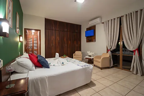 Santa Eliza Eco Resort Hotels in Dourado