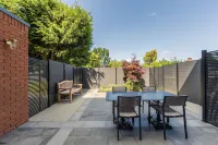 The Fellows House Mews - Condos