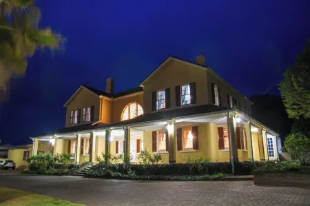 26 on Chamberlain Guest House