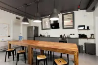 Annama Coliving - balcony