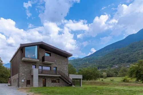 Agriturismo B&B Caffè e Vino Hotels in Sondrio