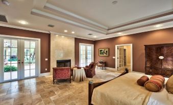 Knickerbocker Estate of Naples