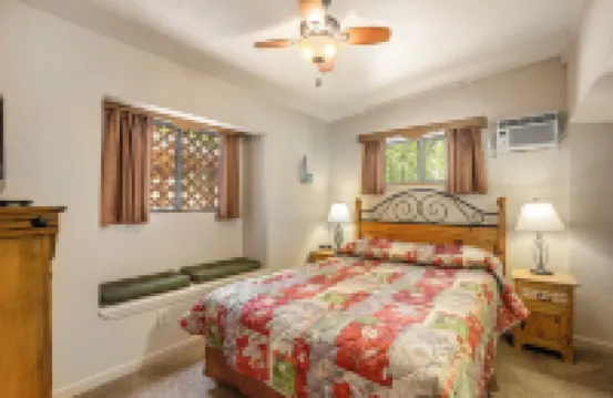 Town-N-Country Cottages