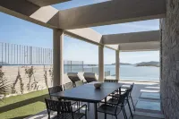 Luxurious Seafront Villa Karystos