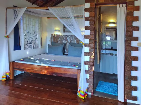 Le Grand Bleu Отели в г. Нуси-Бе