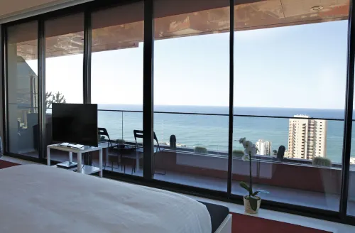 1866庭院套房酒店