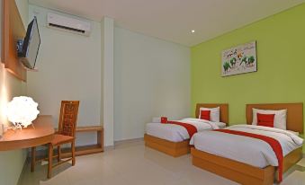 RedDoorz Plus @ Mahendradatta Denpasar