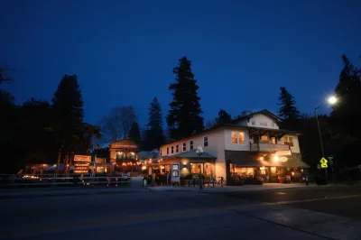Calistoga Inn Restaurant and Brewery Hotels near Shypoke Cellars