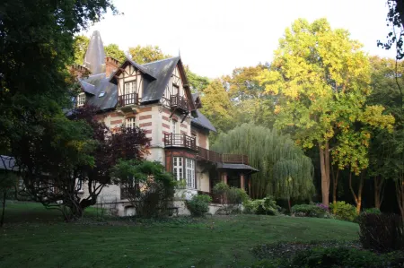 Villa du Châtelet Отели рядом с достопримечательностью «Замок Пьерфон»