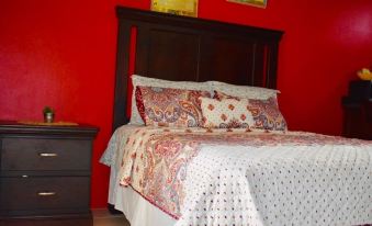 New Kingston Guest Apartment at Chelsea