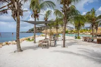 Blue Bay Apartments - Strand