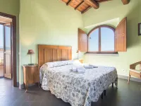 Scenic Stay Near Florence