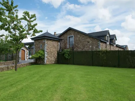 Luxury Spa Retreat in Theux