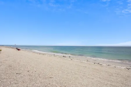 Beach Livin 3 - 3 Bedroom Upstairs