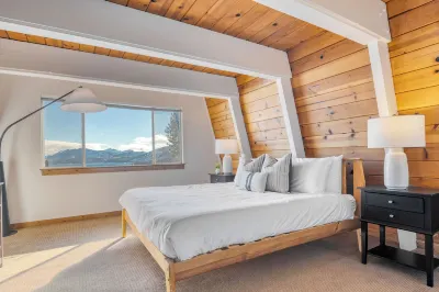 Chickaree by AvantStay A-Frame w Mountain Views