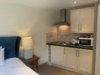 Palmer's Ale House Hotels in Long Sutton