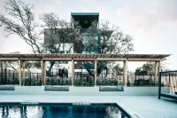 Colton House Hotel - Pools