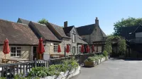 Bear and Ragged Staff Hotels in Vale of White Horse District