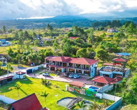 Luxury Canyon Suites Hotels in Alto Boquete