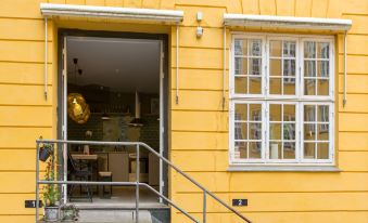 The Churchill 4 by Daniel&Jacob's